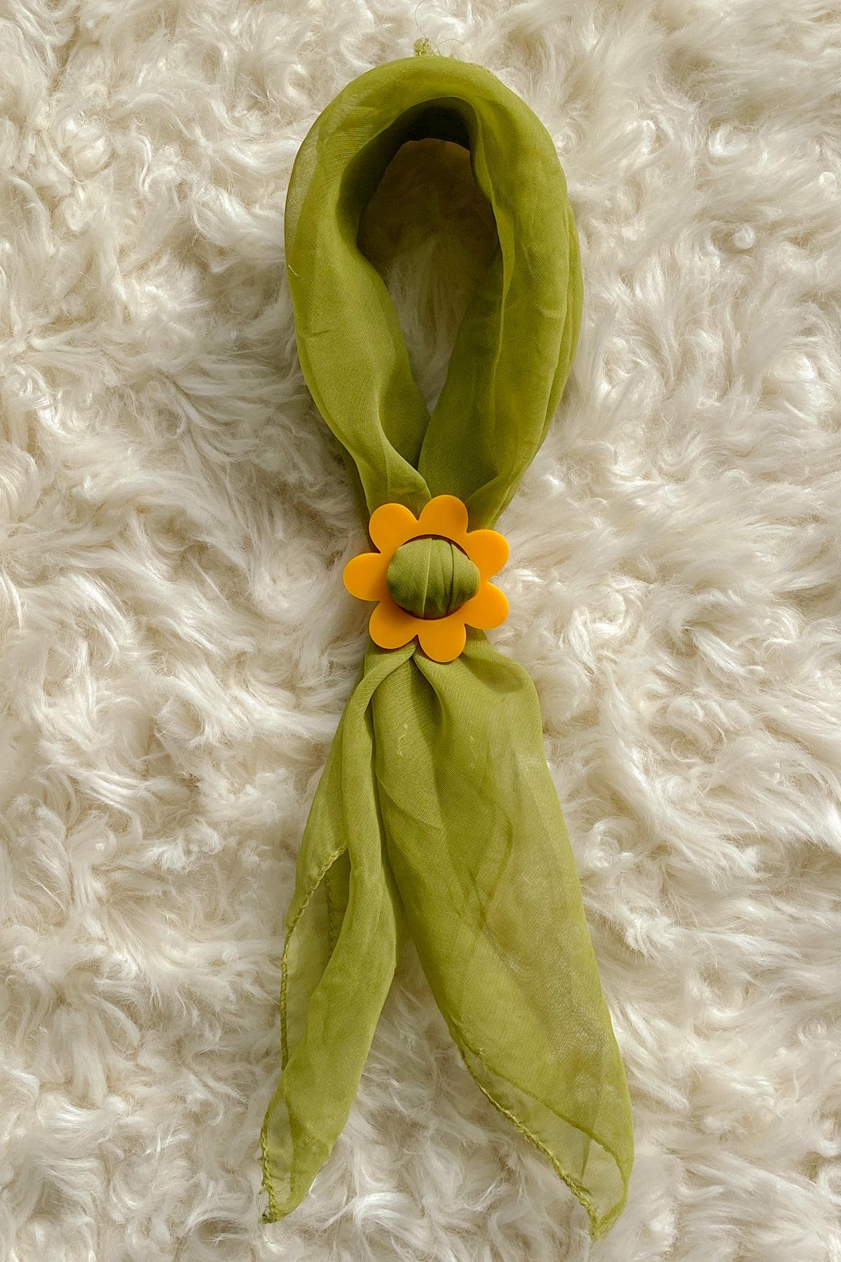 Daisy Scarf Slide in Yellow – Miracle Eye